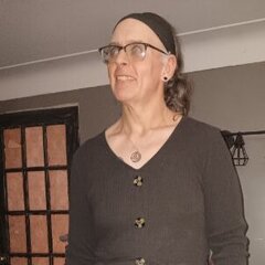 Lydia77